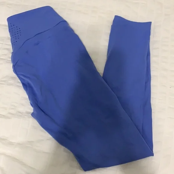 Whitney Simmons First range - Picture 2 of 2